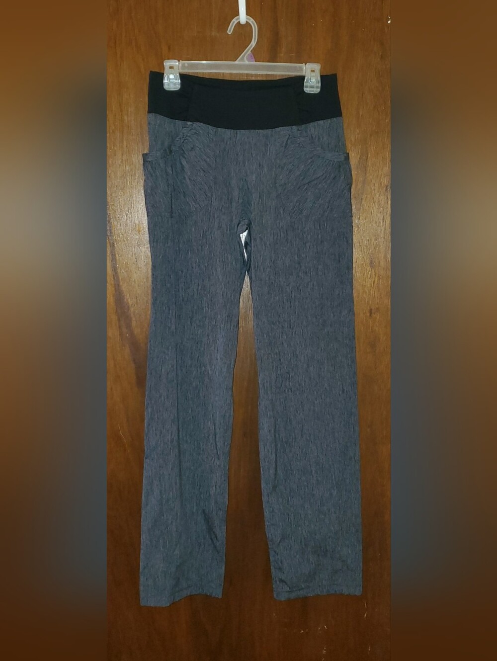 Prana Gray Summit Pants Sz Medium EUC